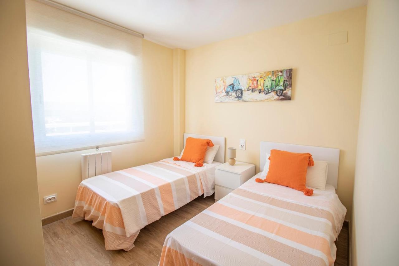 Aqua - Apartamento A 250M Playa Ла-Пинеда Экстерьер фото